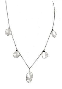 Metal Petals. 7 Petal Necklace-18K Gold-1